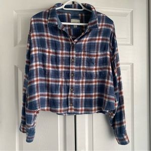 American Eagle Cropped Flannel Shirt Size XL